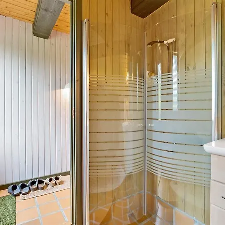 Three-bedroom Holiday In Ferienhaus Fur