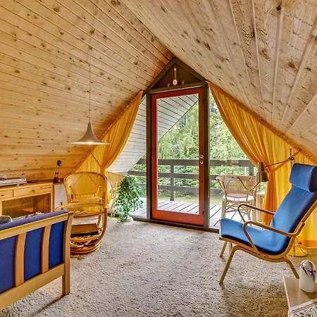 Ferienhaus Three-bedroom Holiday In