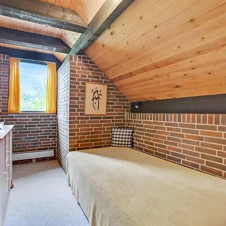 Three-bedroom Holiday In Fur